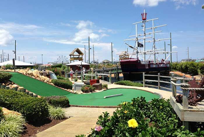 Mutiny Bay Adventure Mini Golf Course