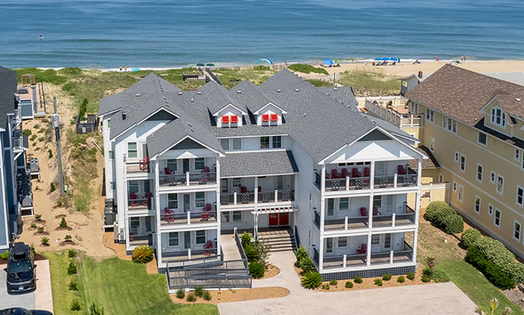 OBX rental with an elevator